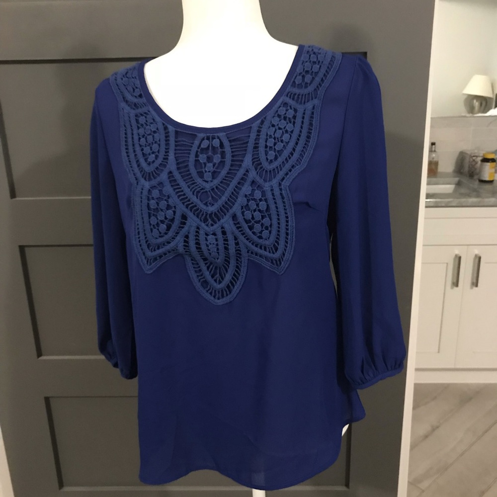 NWT Ezra top